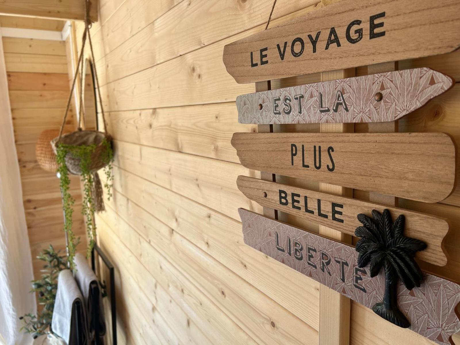 Escale Cosy A Pontoise Jacuzzi Et Terrasse Διαμέρισμα Εξωτερικό φωτογραφία